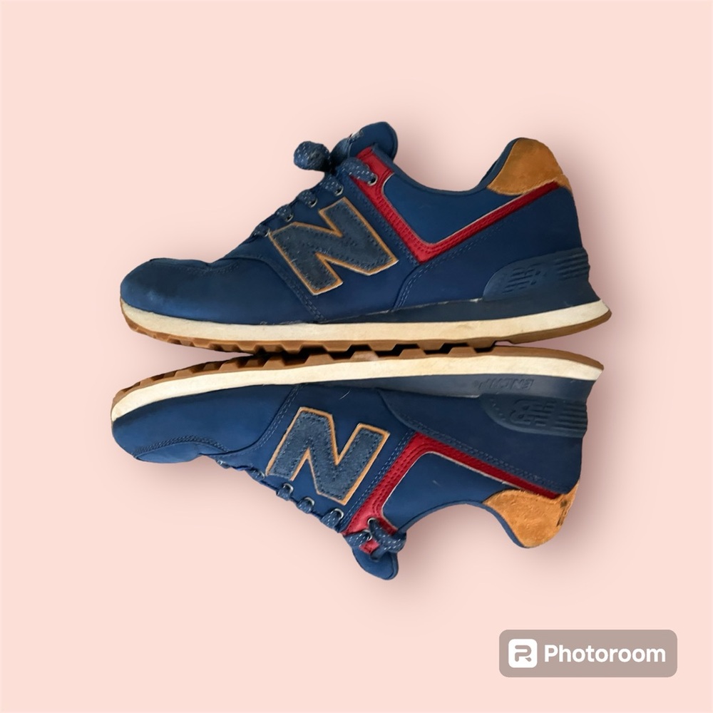 Blue, burgundy, light brown